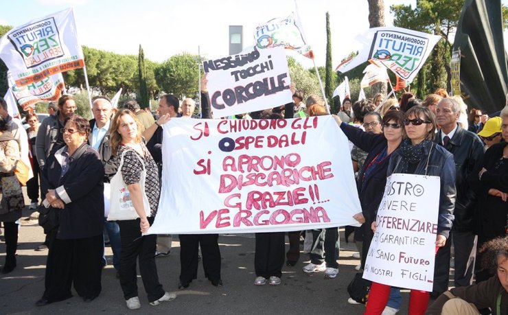 Manifestazione No discarica a Villa Adriana